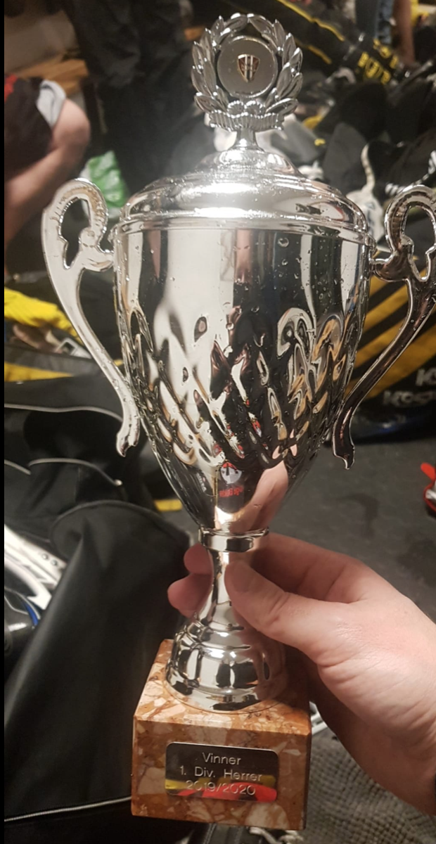 En ny pokal skal pryde Skeid-huset!