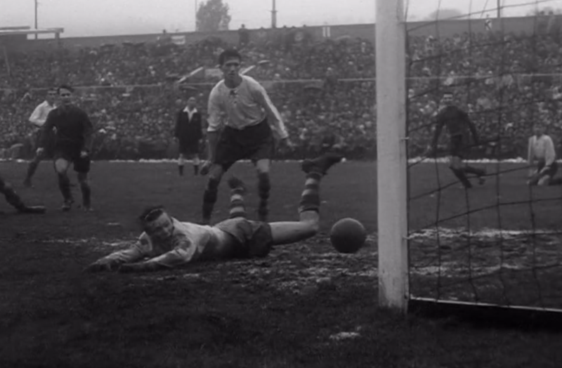 Skeid nær scoring i 54-finalen.