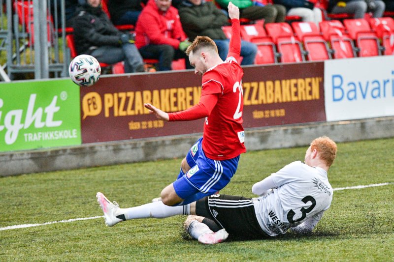 Øystein Vestvatn og co. får en tøff start på kampen.
