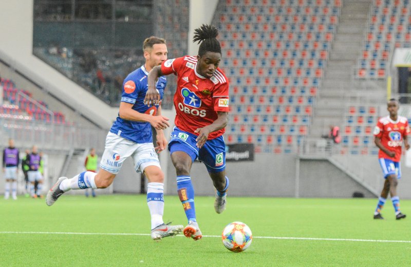 David Hickson kom inn på slutten.