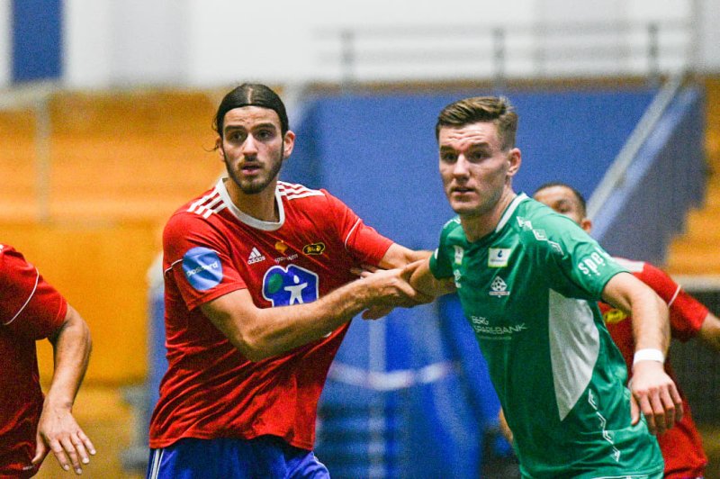 Midtstopper Hayder Altai spilte en god kamp.