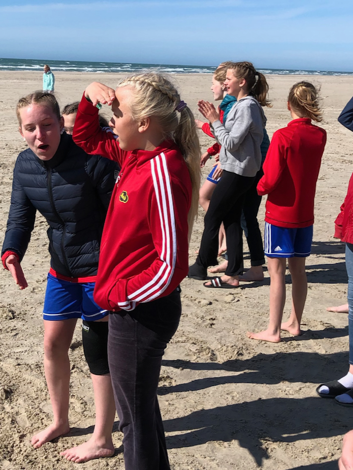 Den viktigste "kampen" ble spilt på stranda!