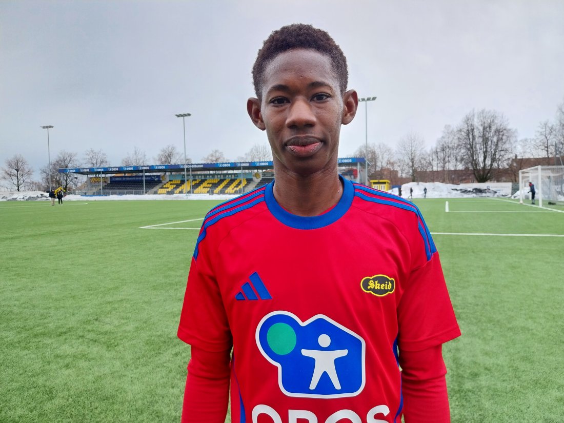 Badiane Moustapha scoret to fine mål mot Asker. Foto: Anders Høilund